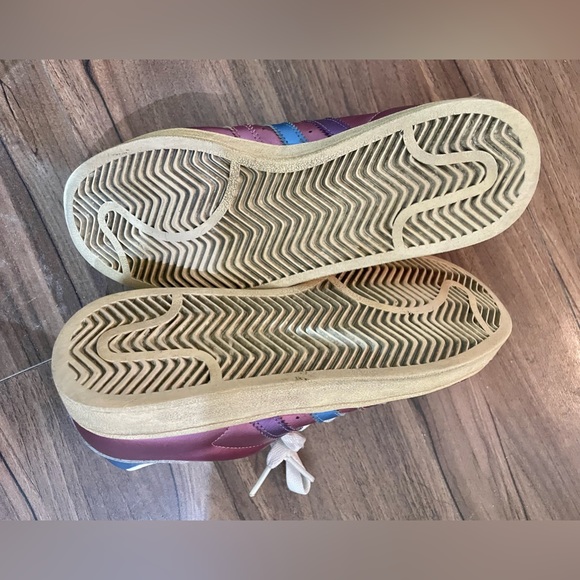 Adidas superstar shoes - Picture 3 of 3